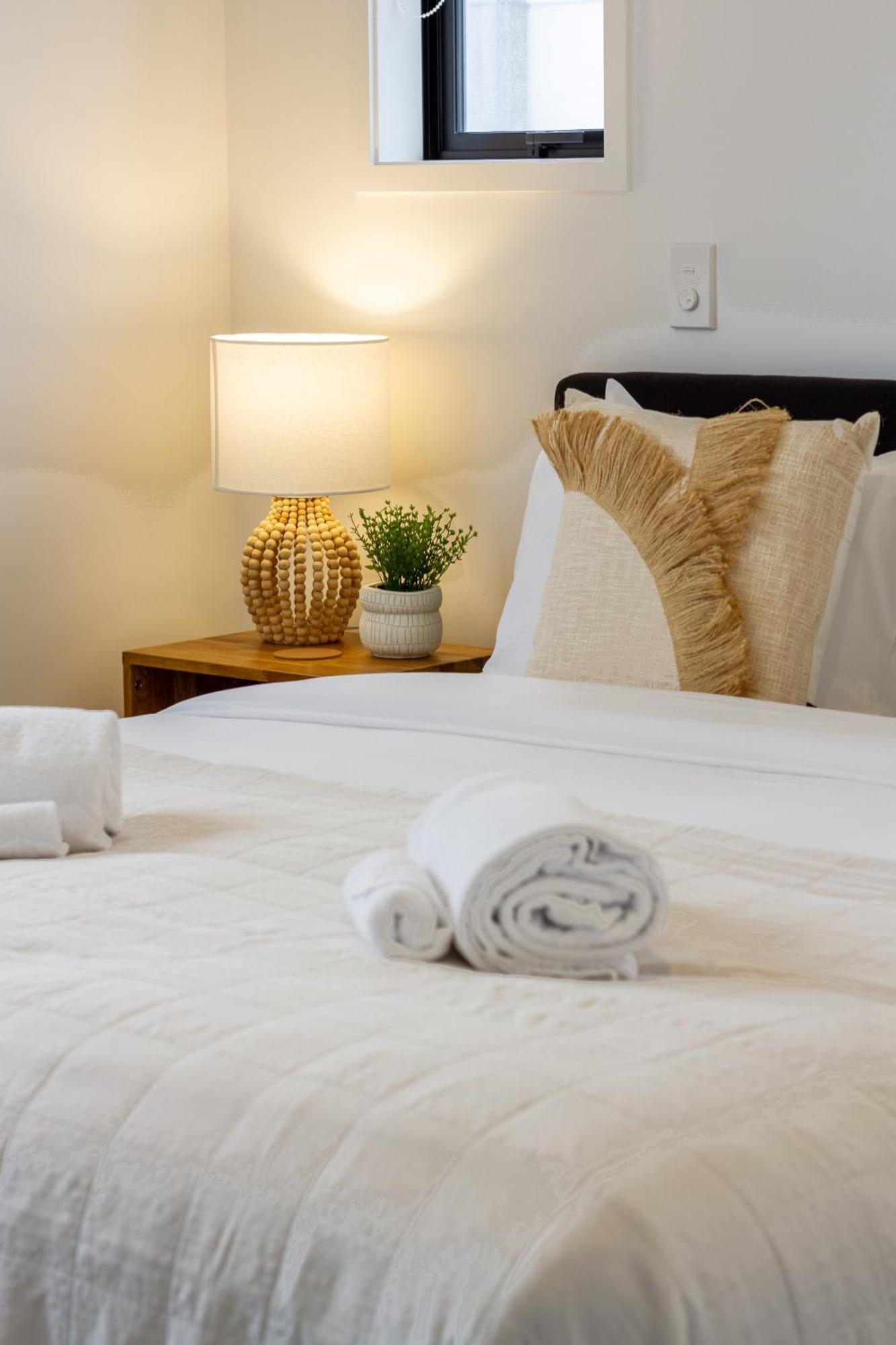 New Brighton Beach Explore - King Bed And Sofa Bed Christchurch Extérieur photo